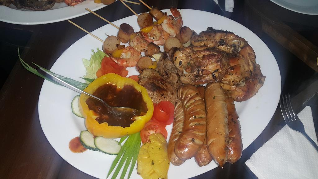 La Cottage Boutique Hotel & Restaurant Nuwara Eliya Bagian luar foto