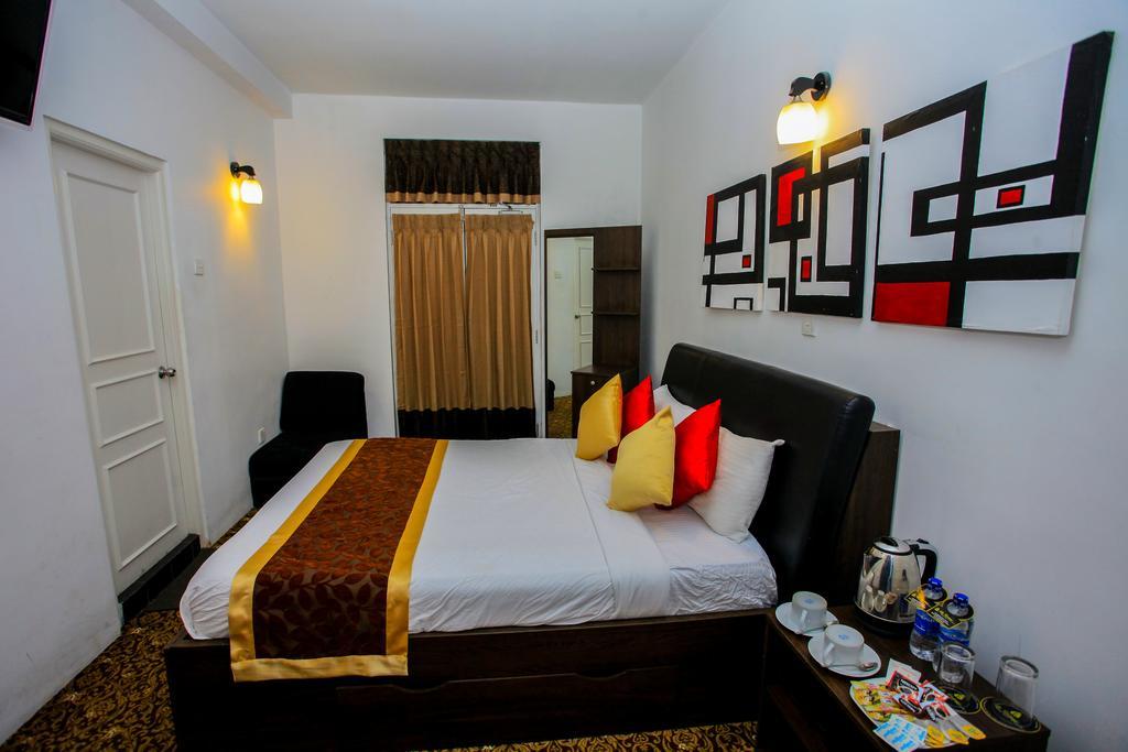 La Cottage Boutique Hotel & Restaurant Nuwara Eliya Bagian luar foto
