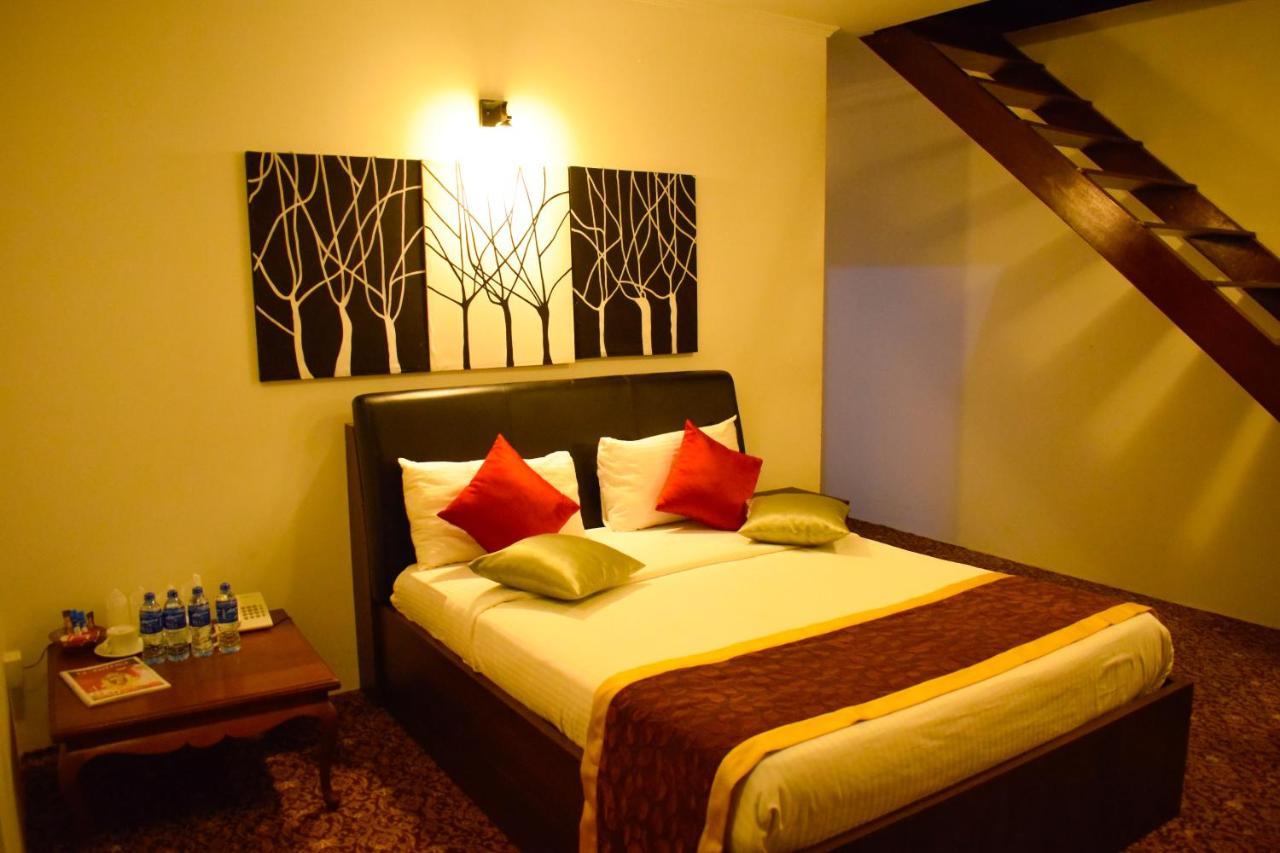 La Cottage Boutique Hotel & Restaurant Nuwara Eliya Bagian luar foto