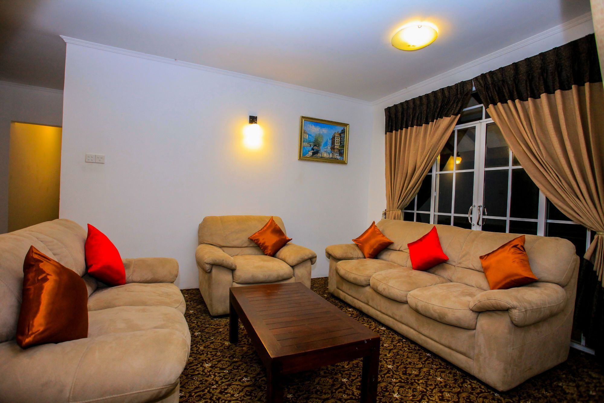 La Cottage Boutique Hotel & Restaurant Nuwara Eliya Bagian luar foto